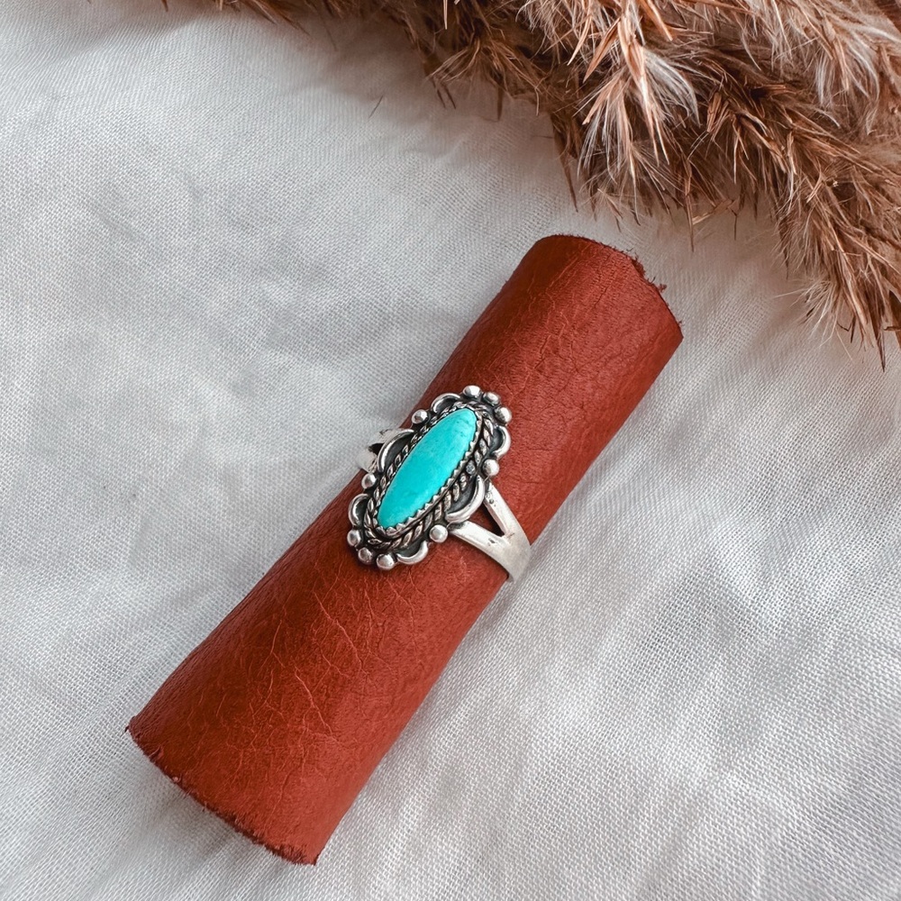 Size 9 vintage turquoise accent ring - Picture 2 of 4